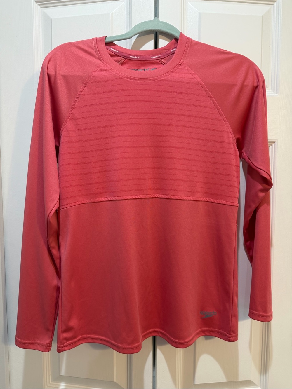 Speedo Coral Long Sleeve Swim Rash Guard Size Small